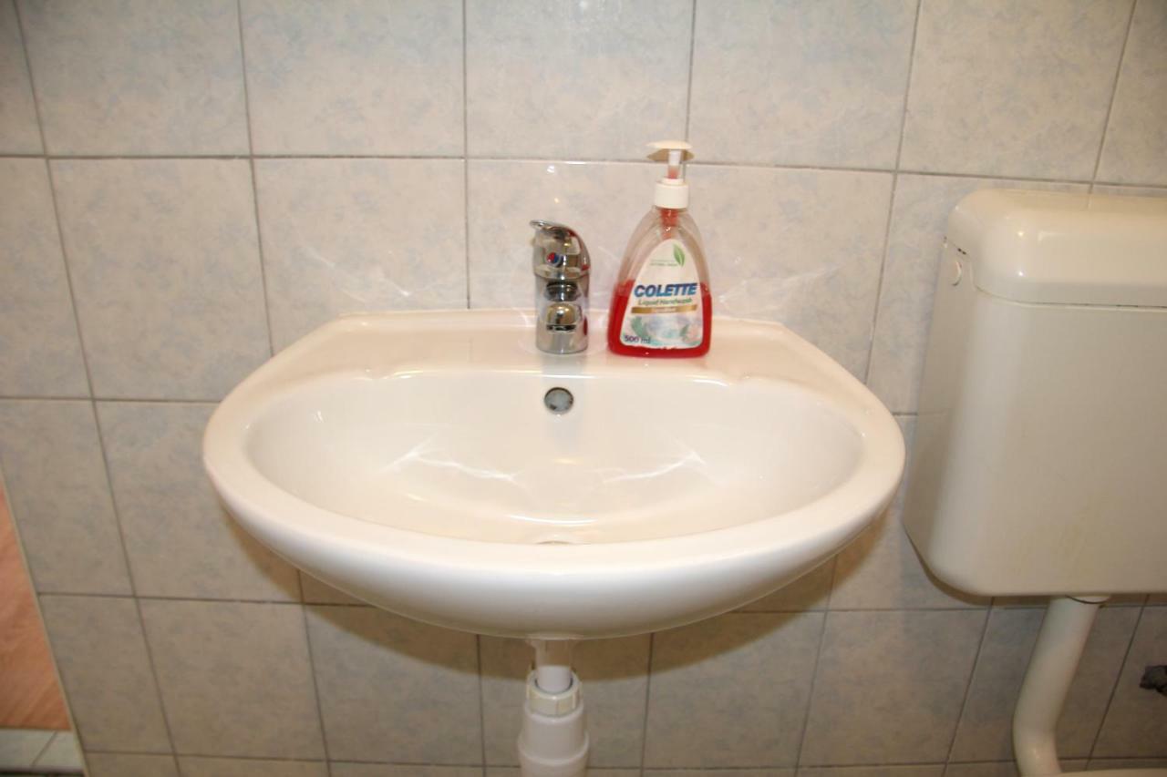 Apartmani Ana Bibinje Ngoại thất bức ảnh