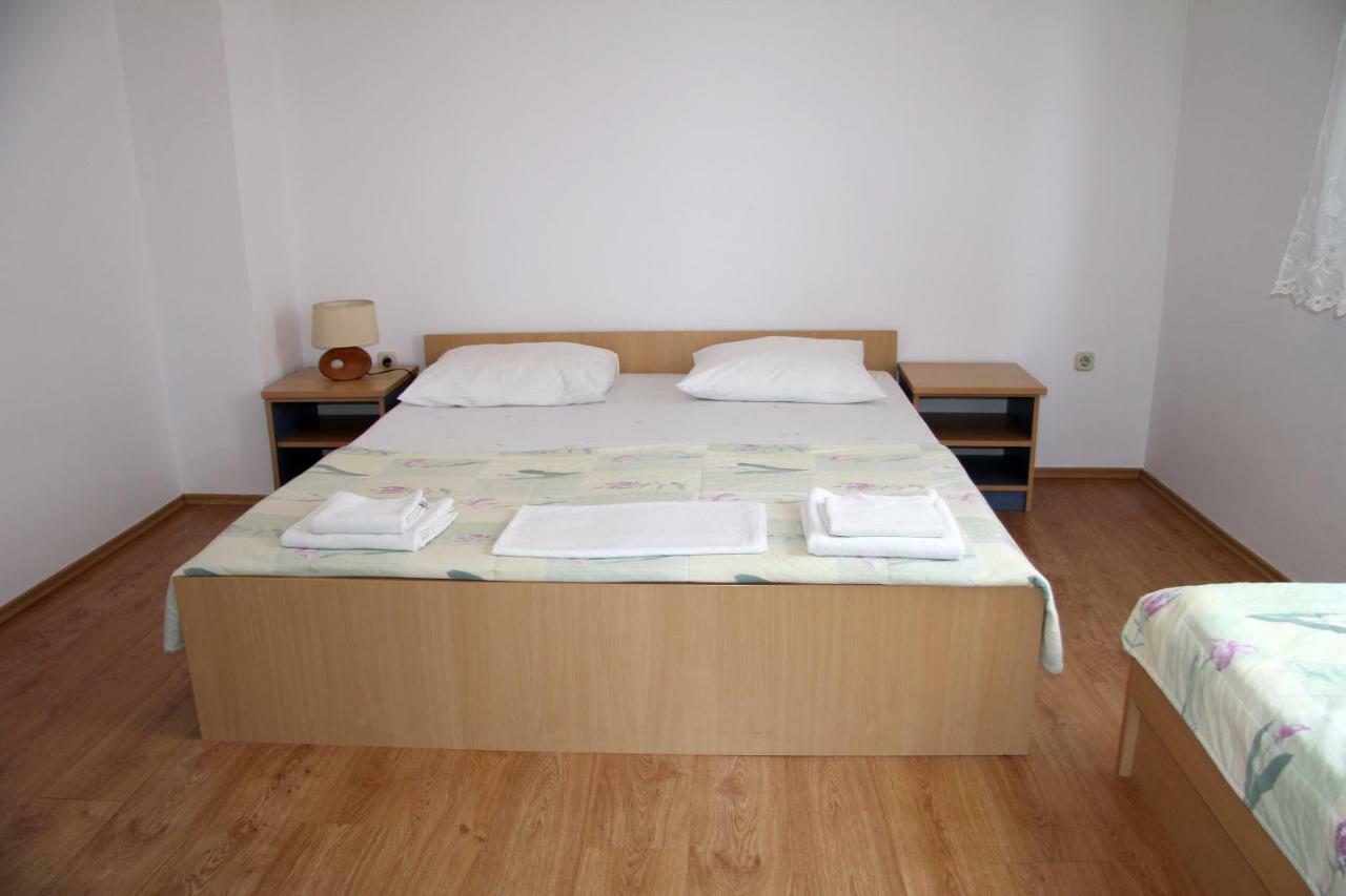 Apartmani Ana Bibinje Ngoại thất bức ảnh